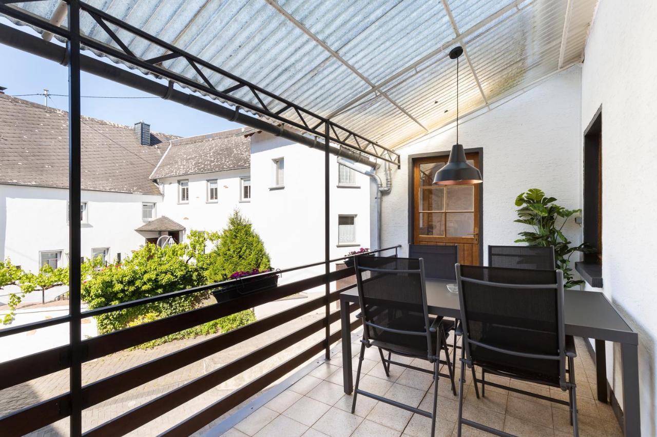 Haus Junge Traube Apartment Bruttig-Fankel Bagian luar foto
